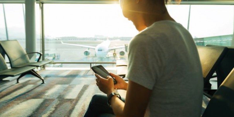 Voar com o telemóvel em modo-de-voo pode dar multa?
